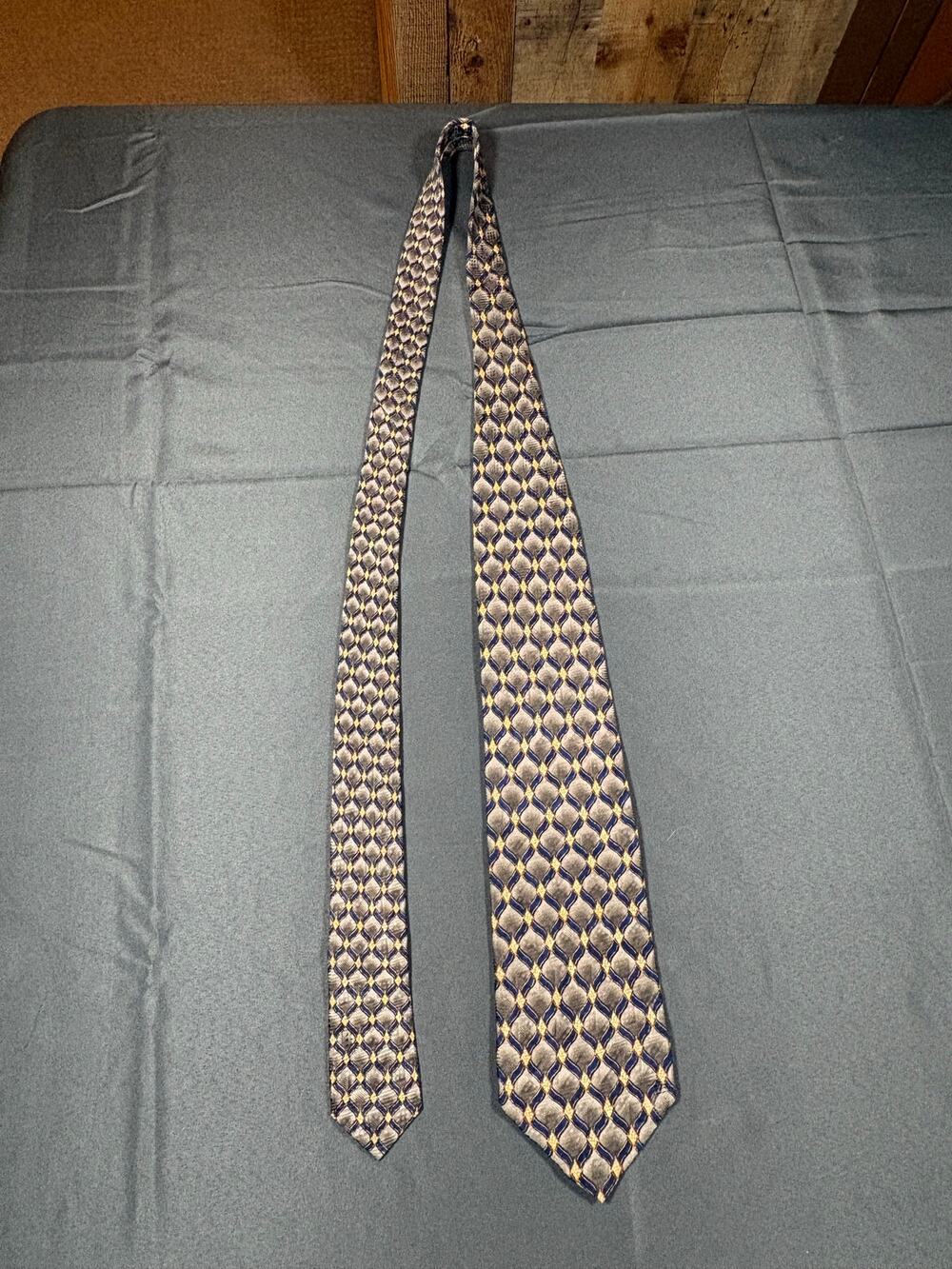 J.Z. Richards Men’s Silk Tie Gray Navy Gold Geometric Handmade USA 59”